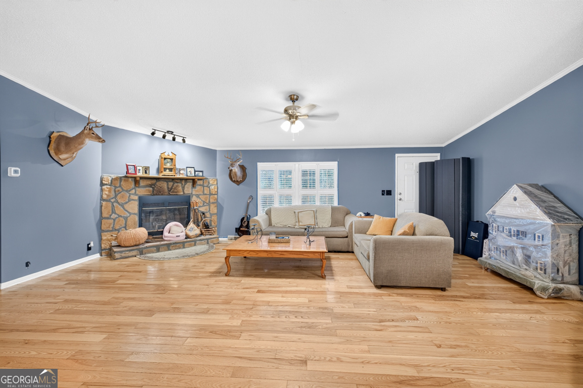 3715 Bob Bryant Road Property Photo 1