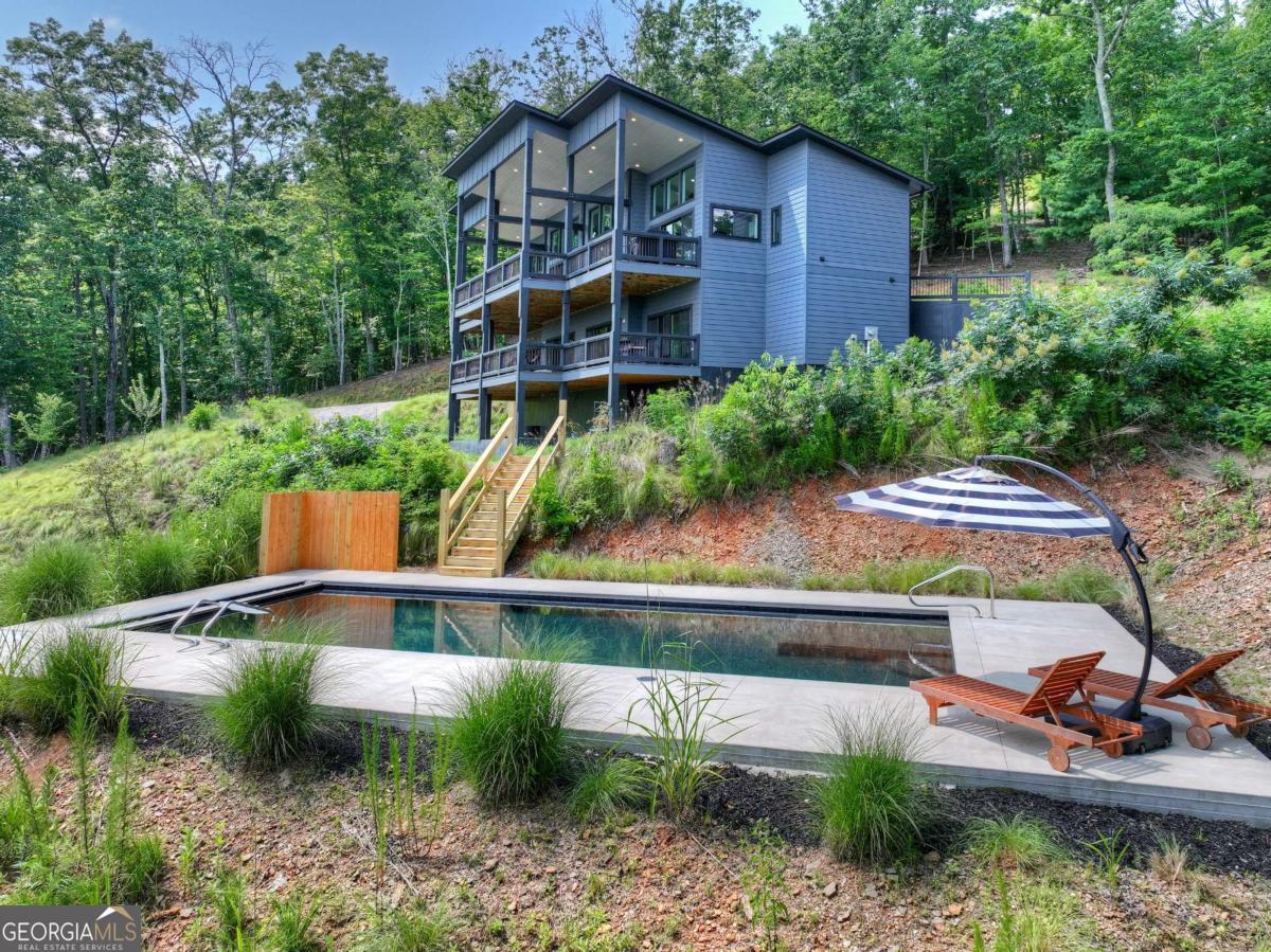 100 Boundless Trail Property Photo 4