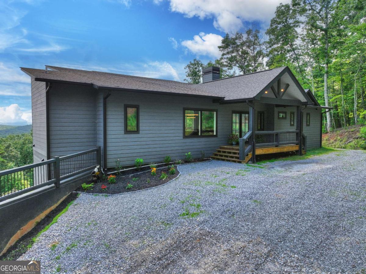 100 Boundless Trail Property Photo 8