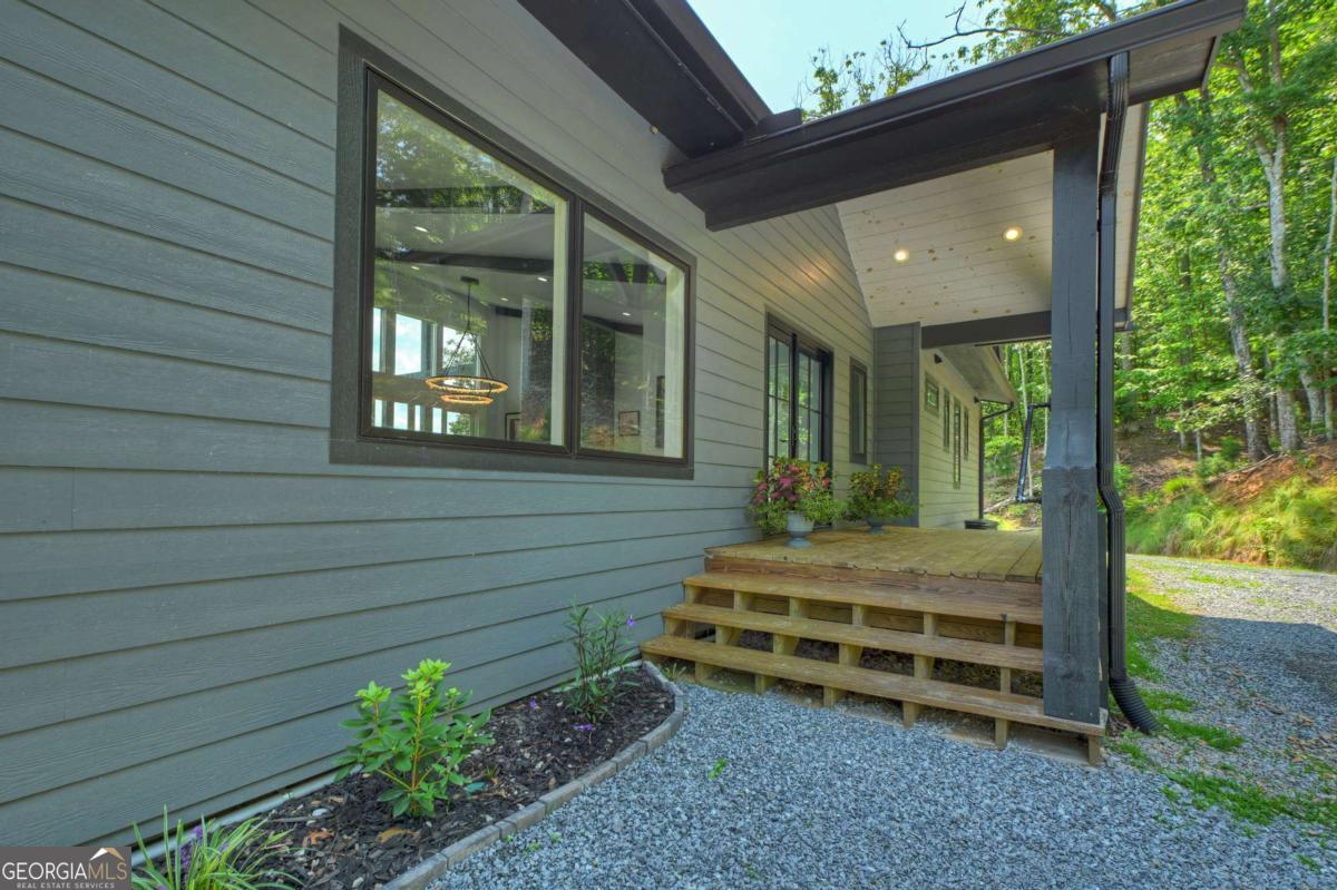 100 Boundless Trail Property Photo 11