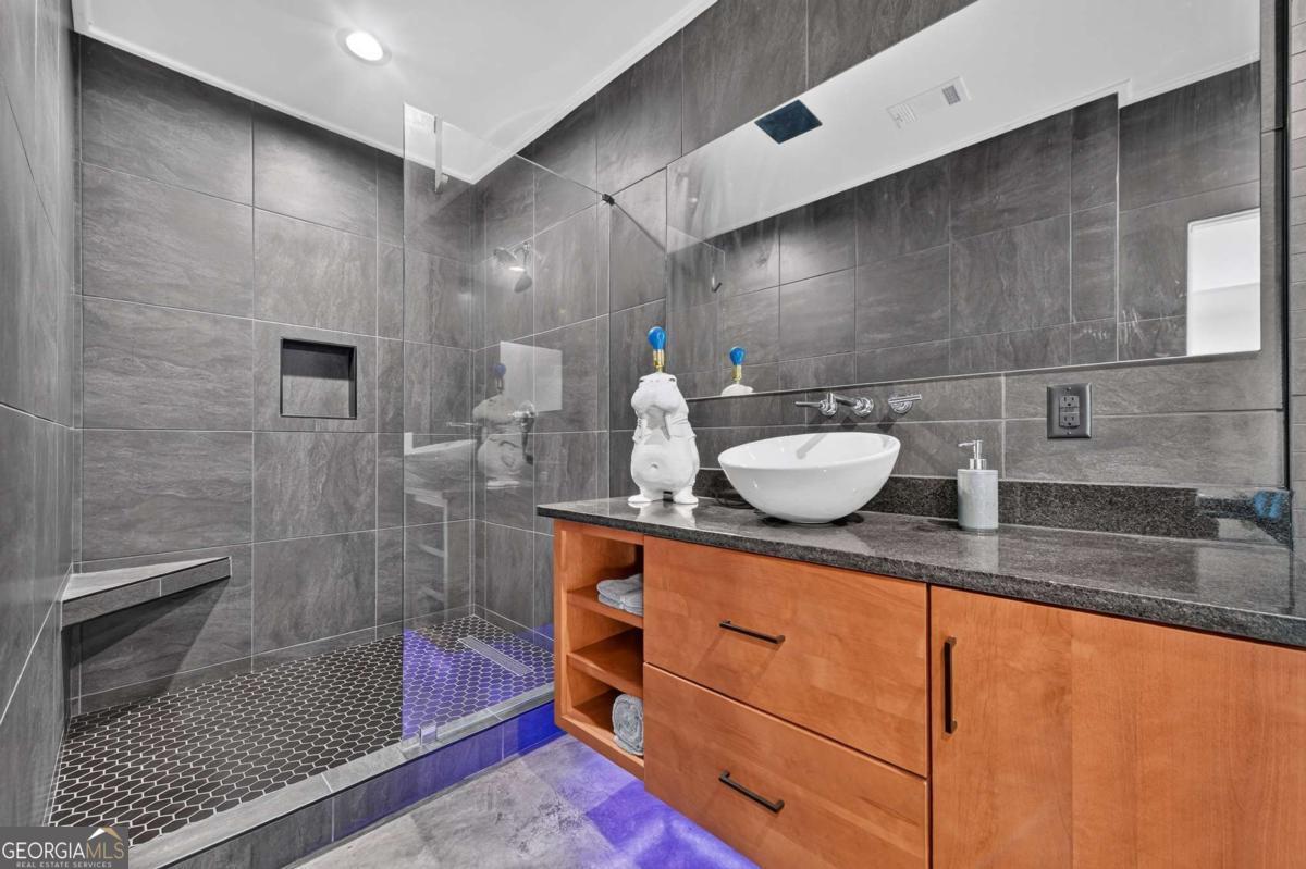 100 Boundless Trail Property Photo 56