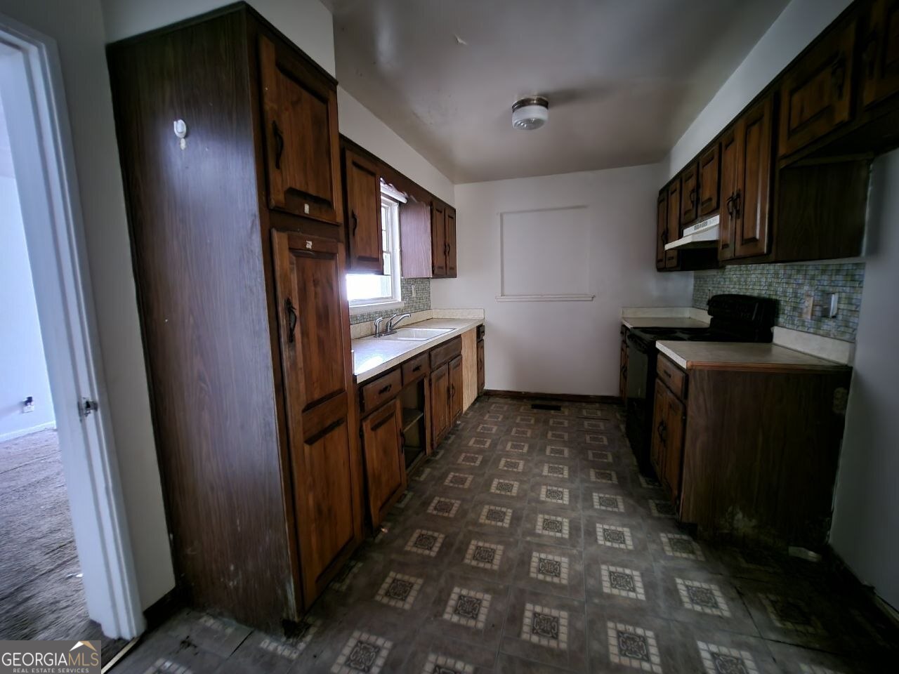 700 Walnut Street Property Photo 10