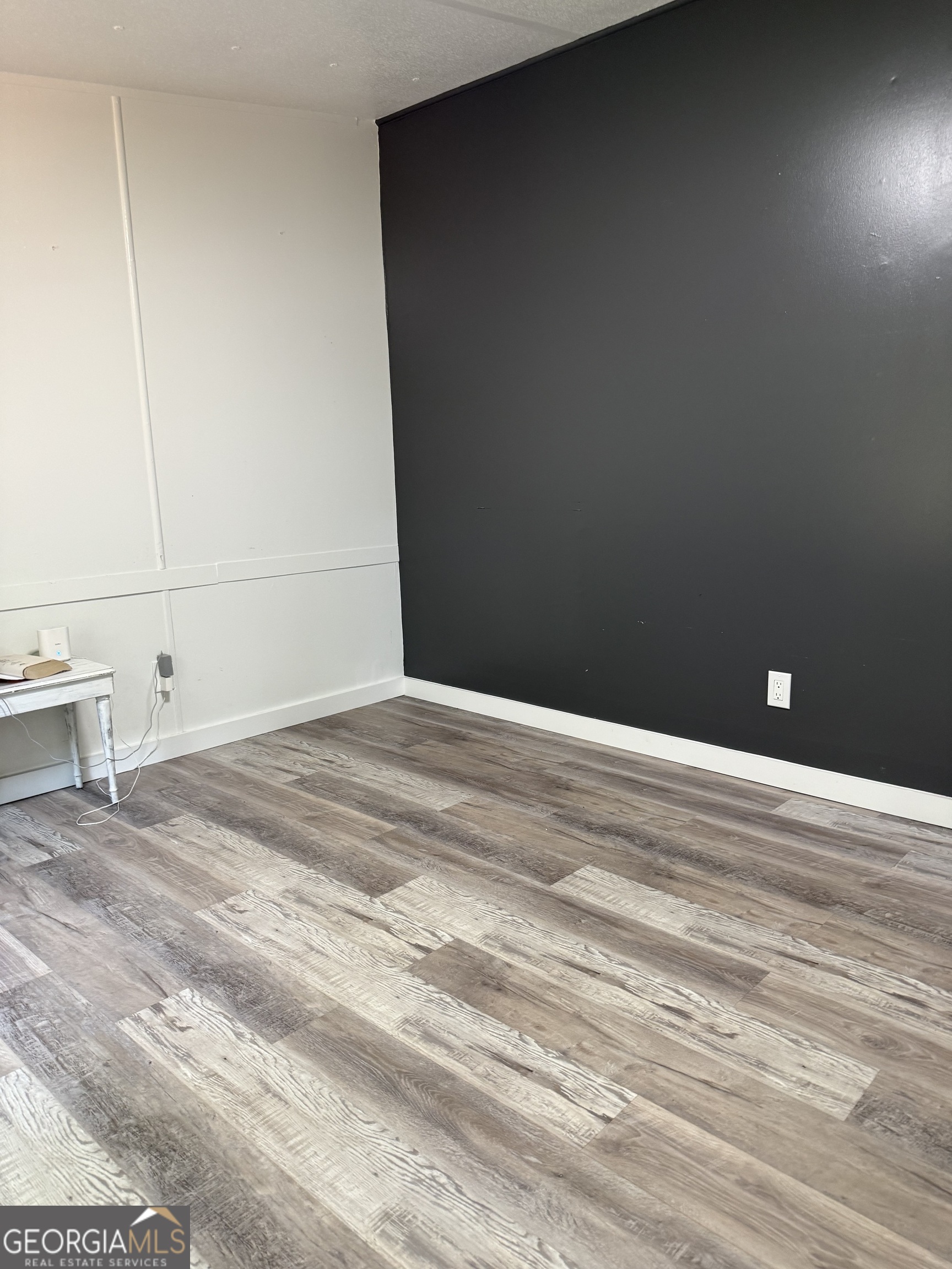 17056 Wildwood Road Property Photo 32
