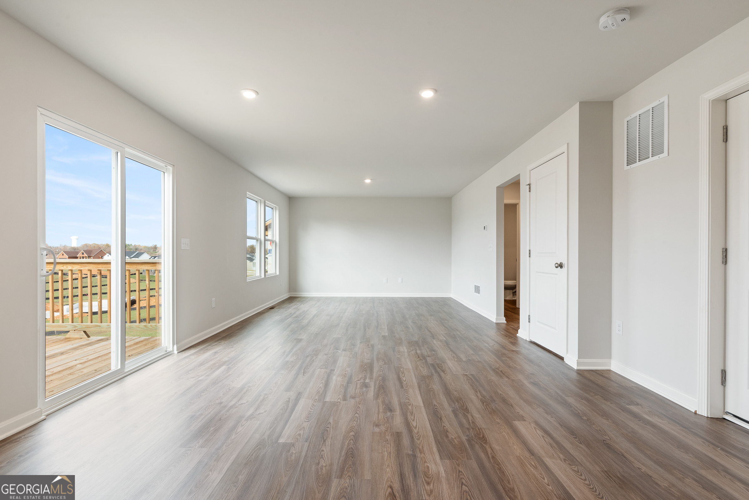 115 Dream Catcher Drive Property Photo 9