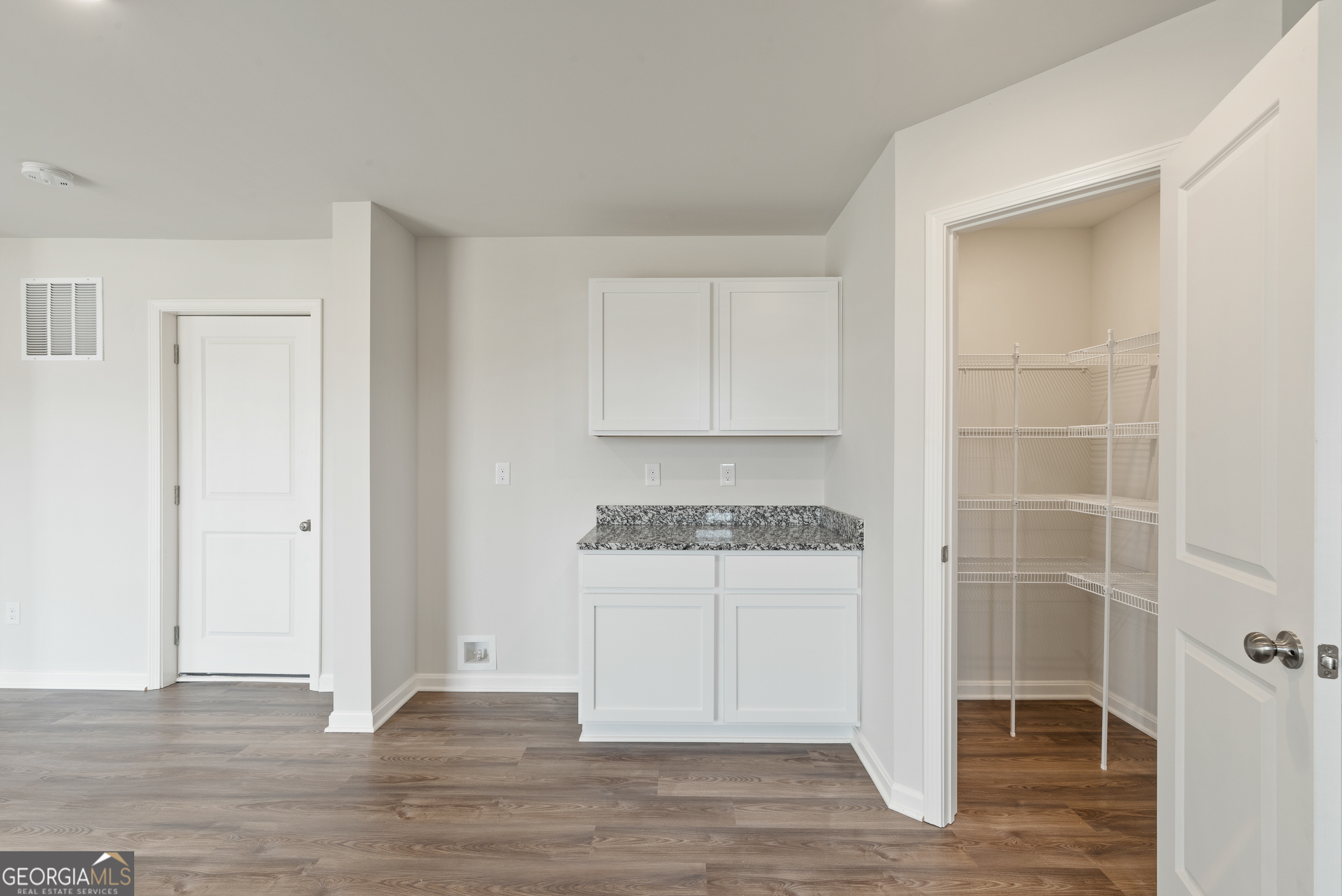115 Dream Catcher Drive Property Photo 13
