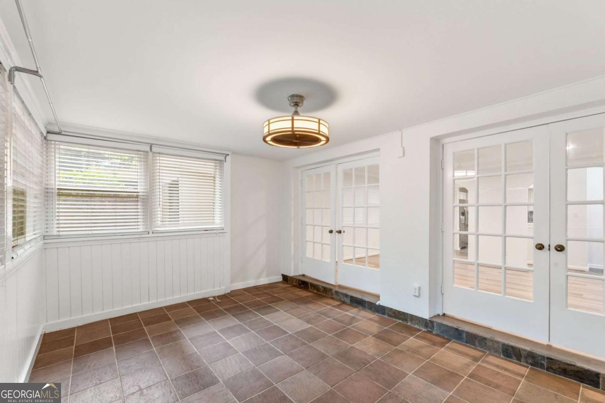 167 Maribeau Square # 167 Property Photo 8