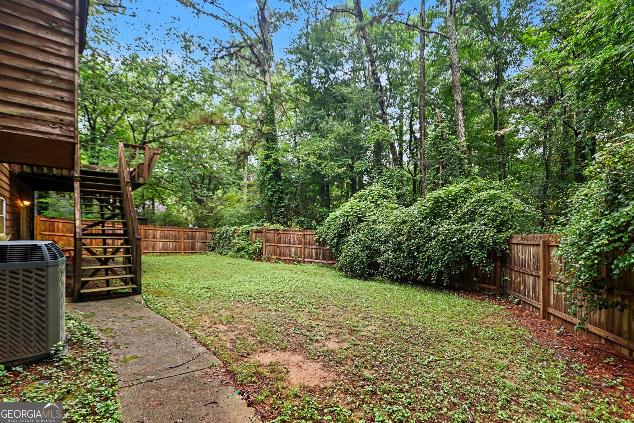 5894 Sutton Drive Property Photo 28