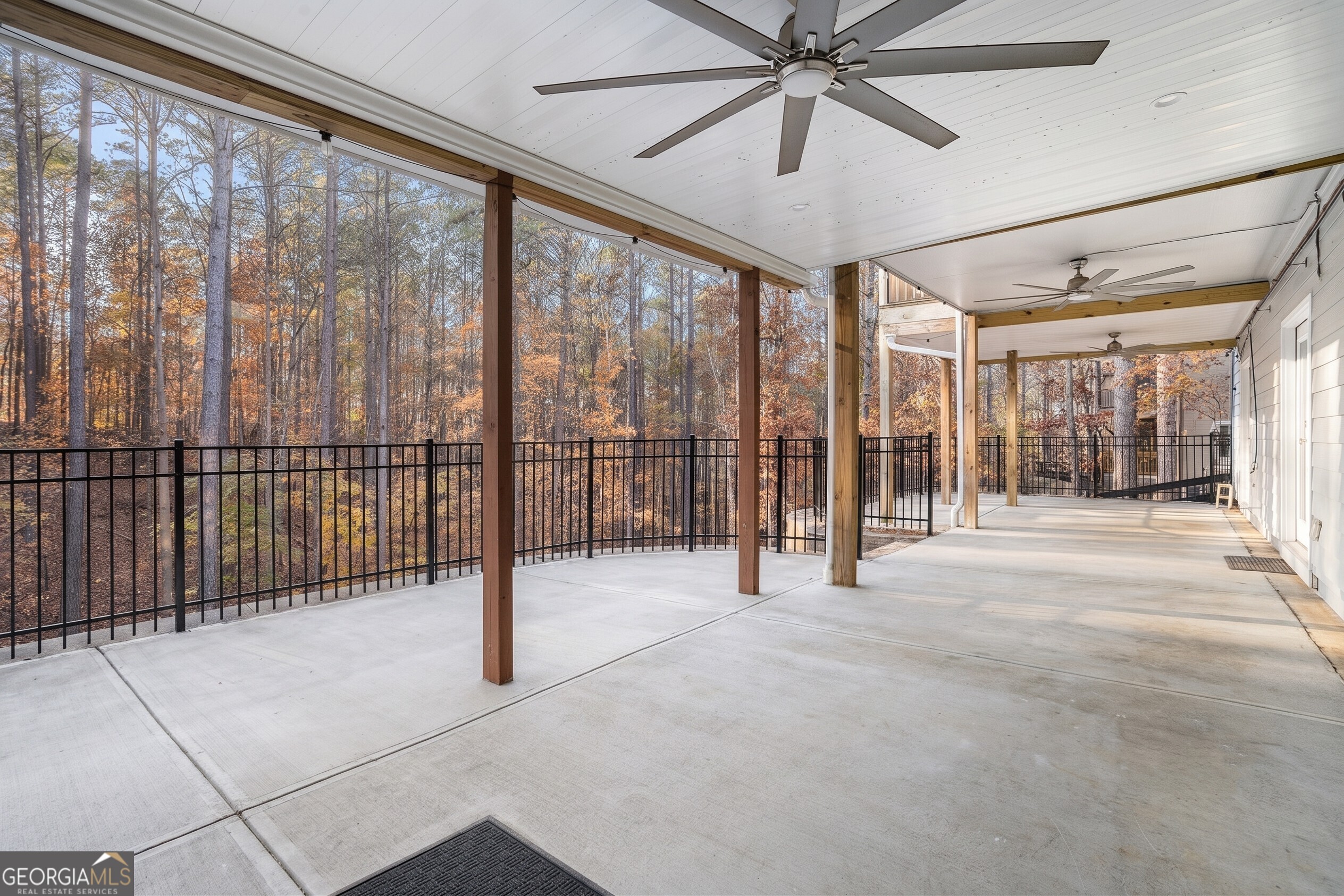 523 Sycamore Point Property Photo 35