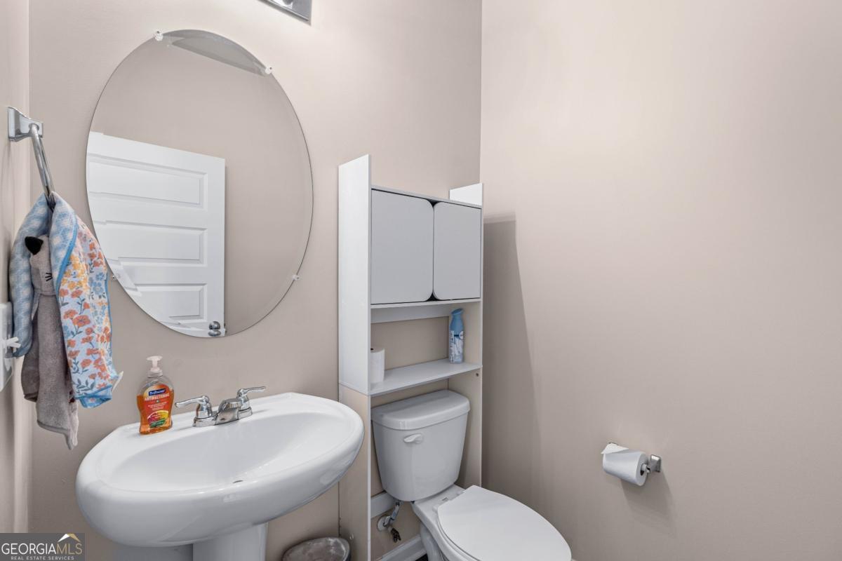 2052 Massey Lane Property Photo 16