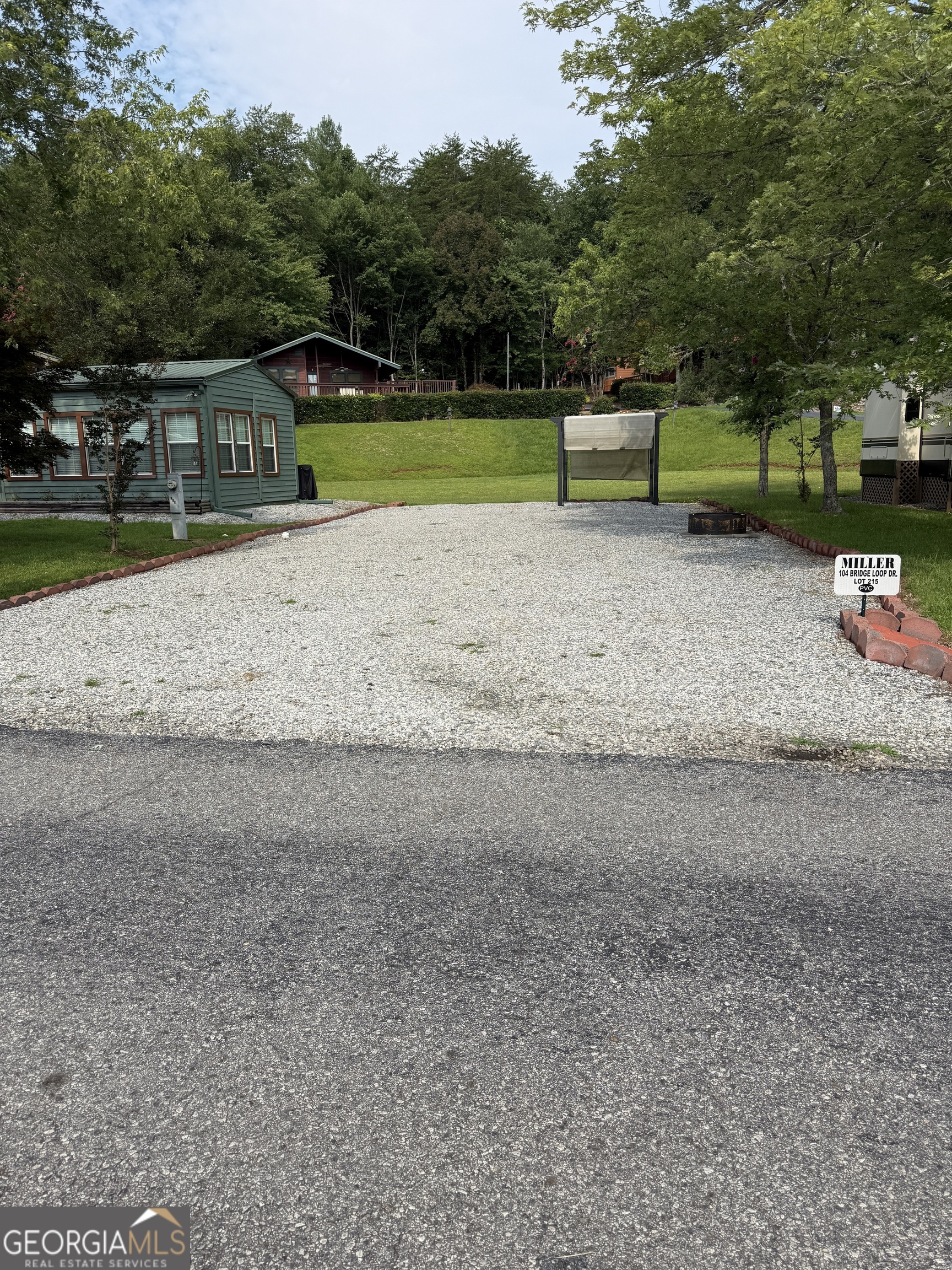 104 Bridge Loop Drive Property Photo 1