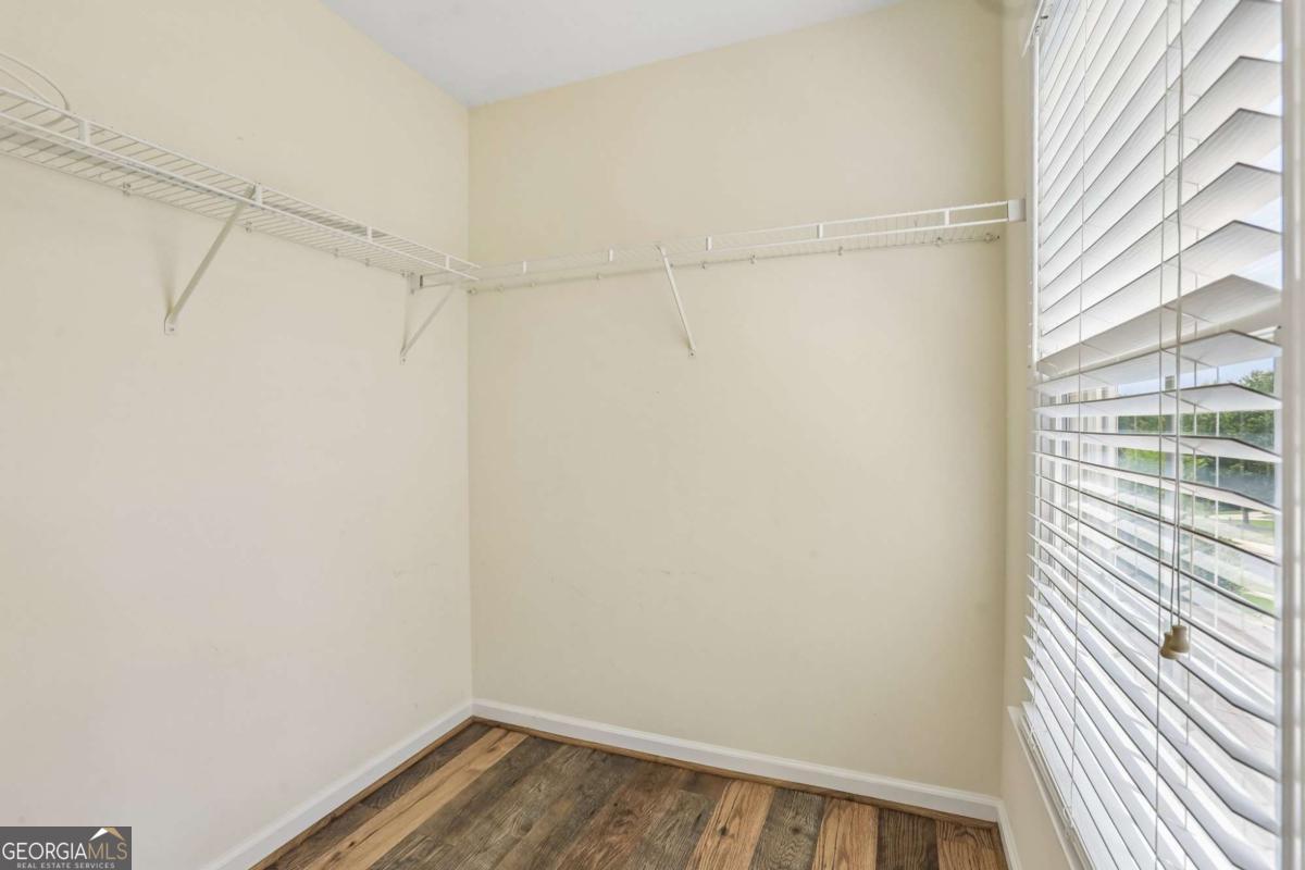 7 Adelaide Crossing Property Photo 43