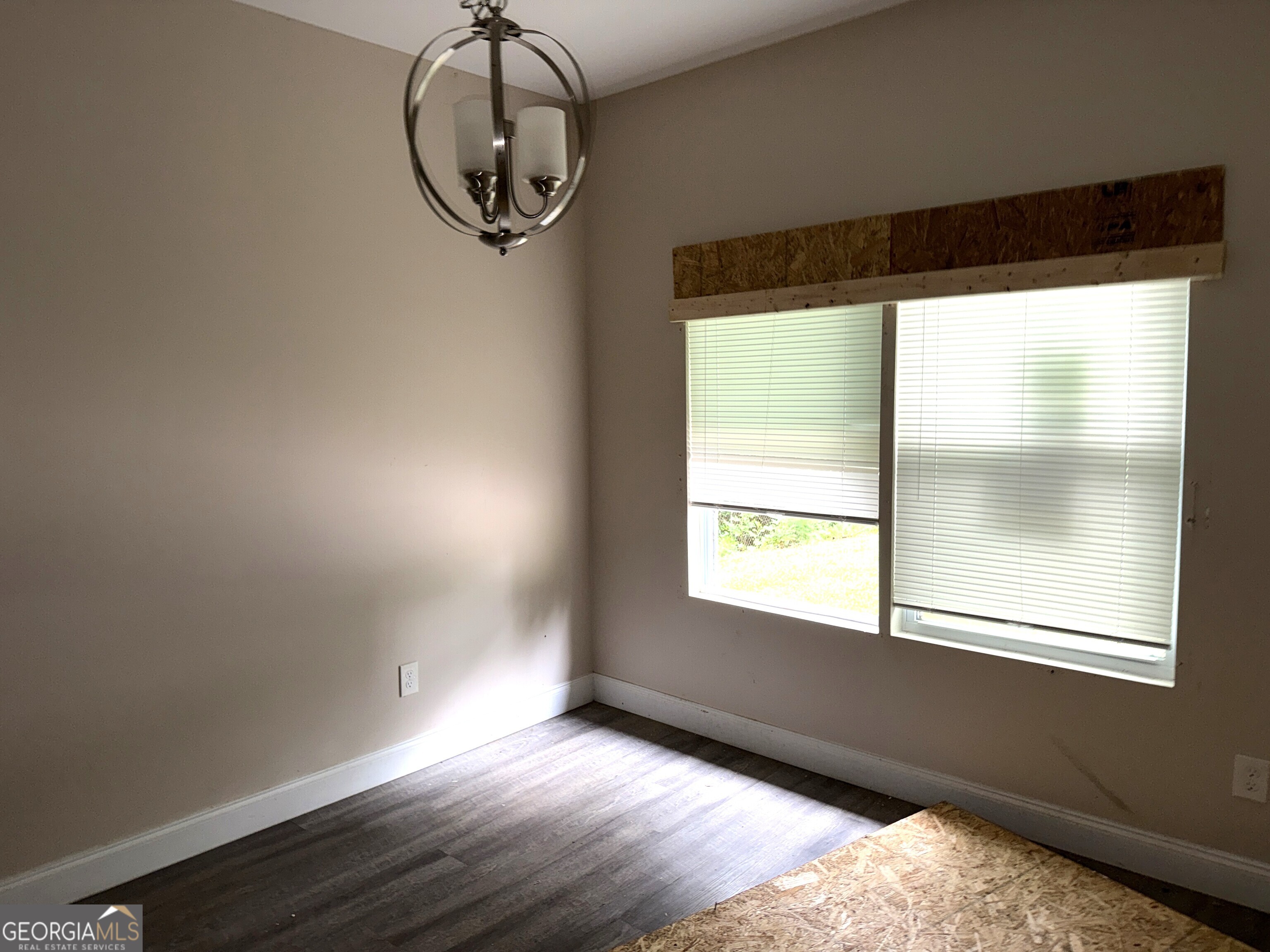 2152 Lilac Lane Property Photo 2