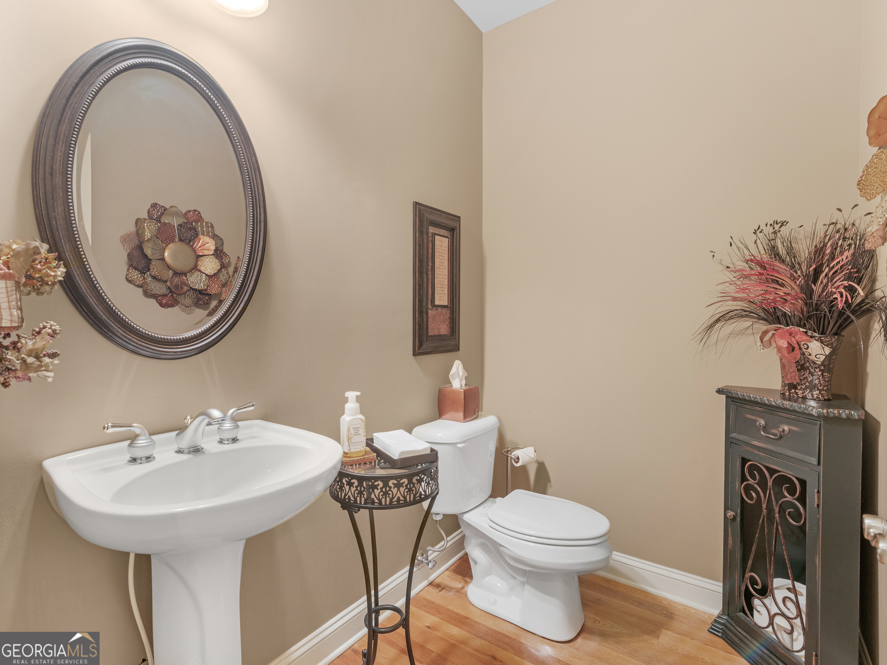 1214 Mcallistar Drive Property Photo 15