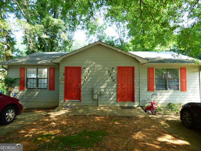 2500 Washington Street Property Photo 1