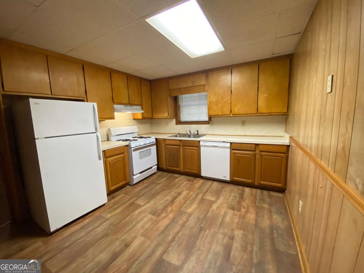 2500 Washington Street Property Photo 3