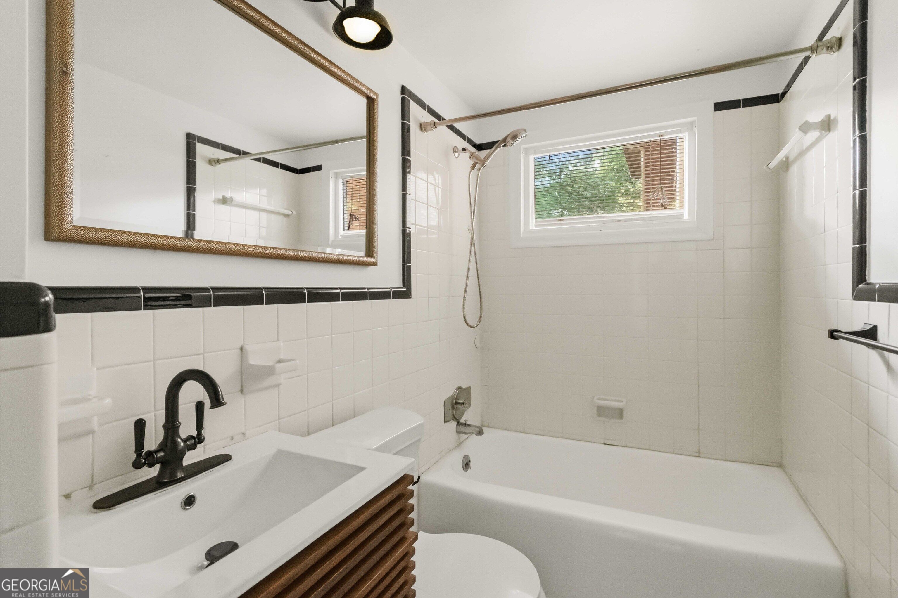 425 Lindbergh Drive # G1 Property Photo 12