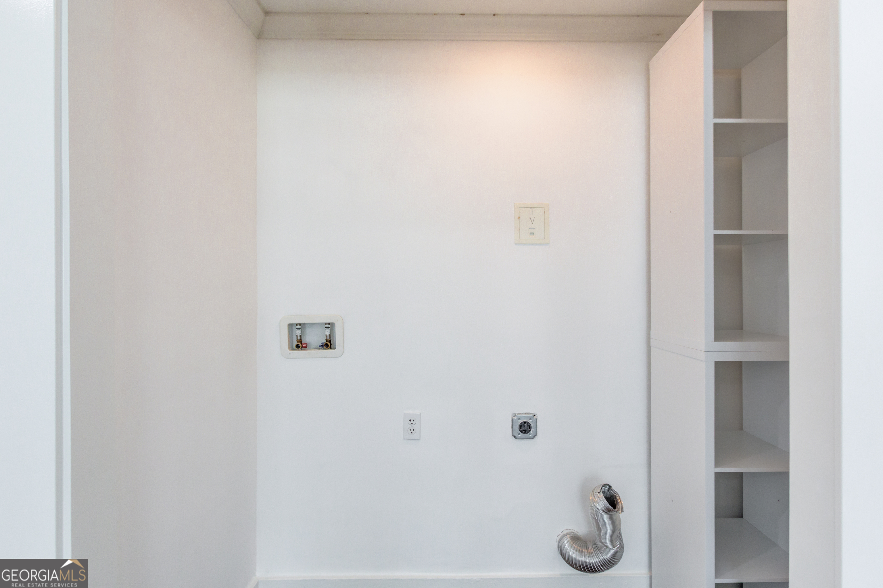 170 Shields Street Property Photo 14