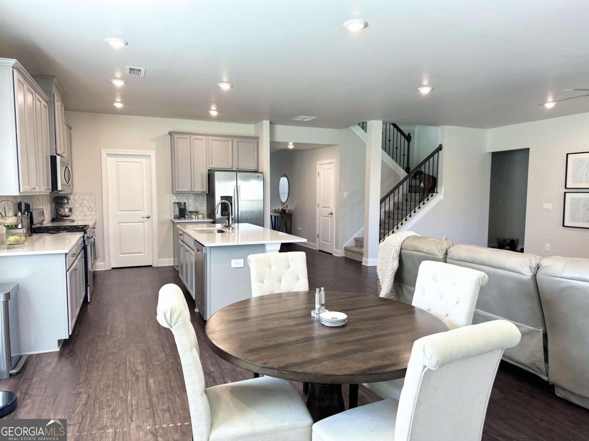 3075 Summerpoint Crossing Property Photo 5