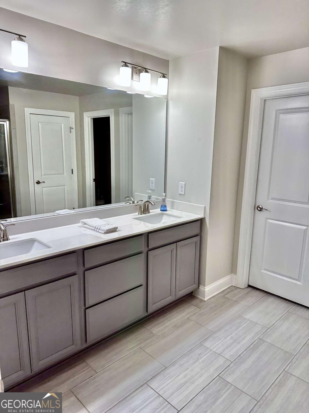 3075 Summerpoint Crossing Property Photo 8