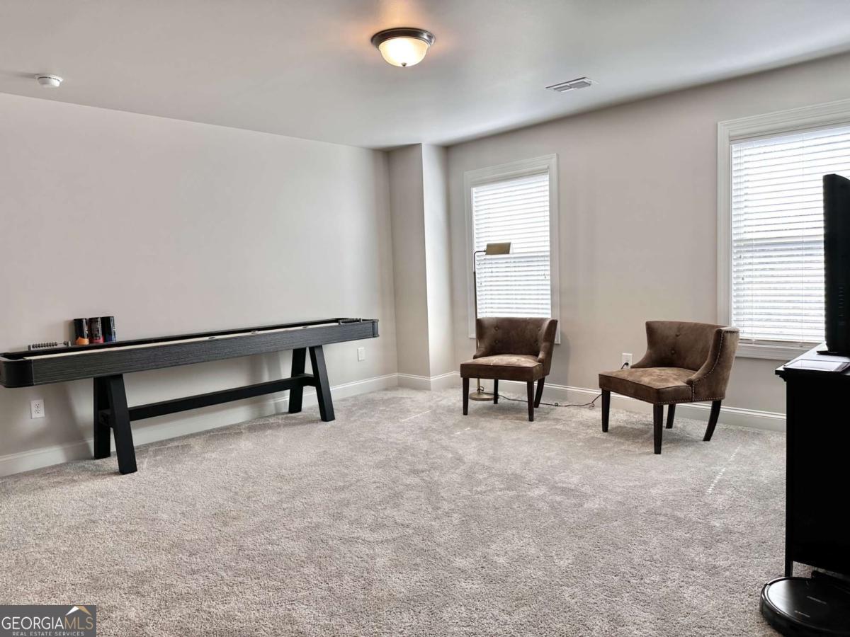 3075 Summerpoint Crossing Property Photo 10