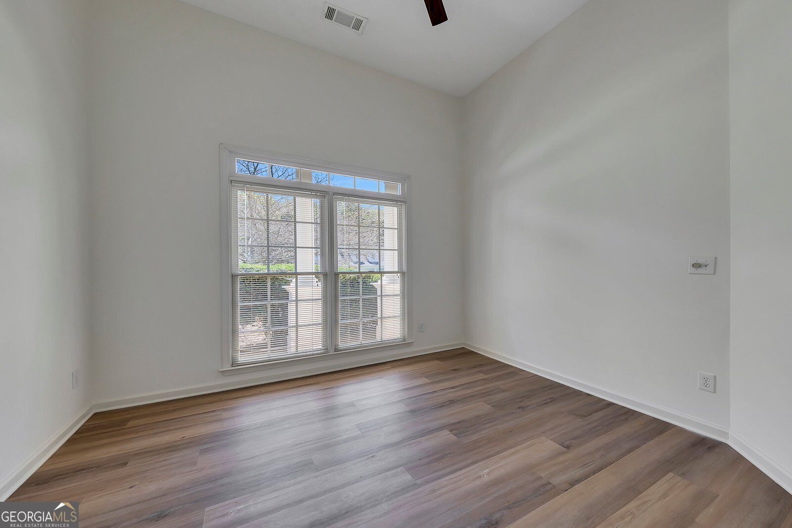 457 Crestview Drive Property Photo 15