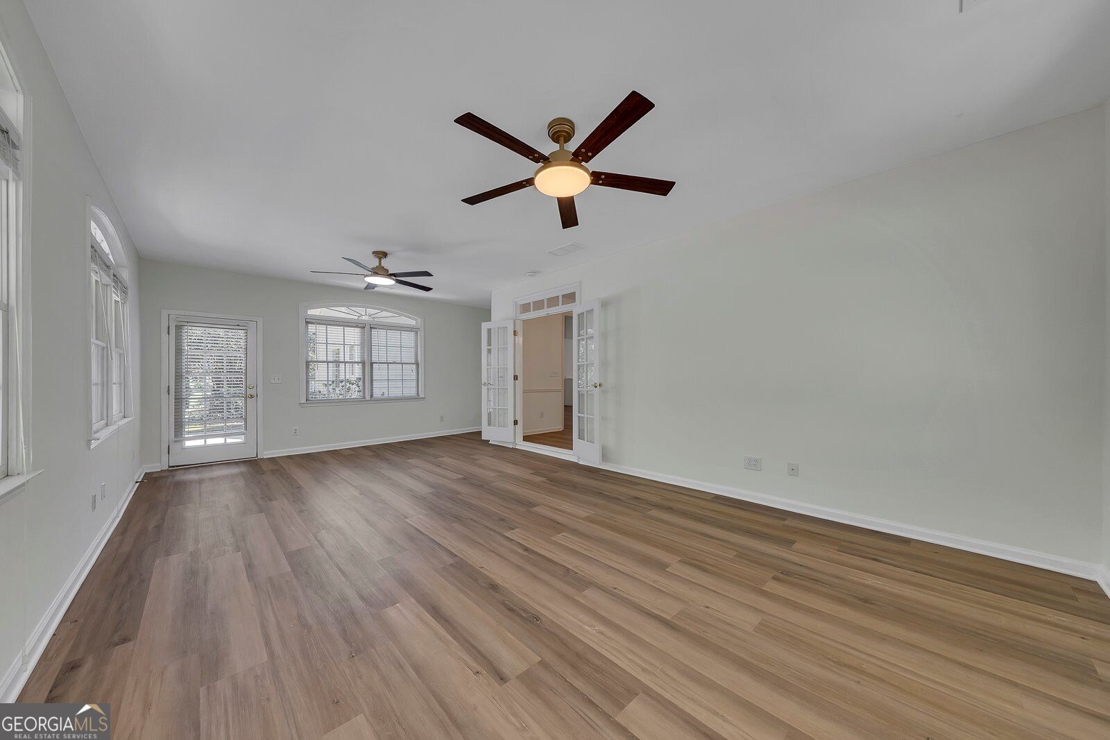457 Crestview Drive Property Photo 17