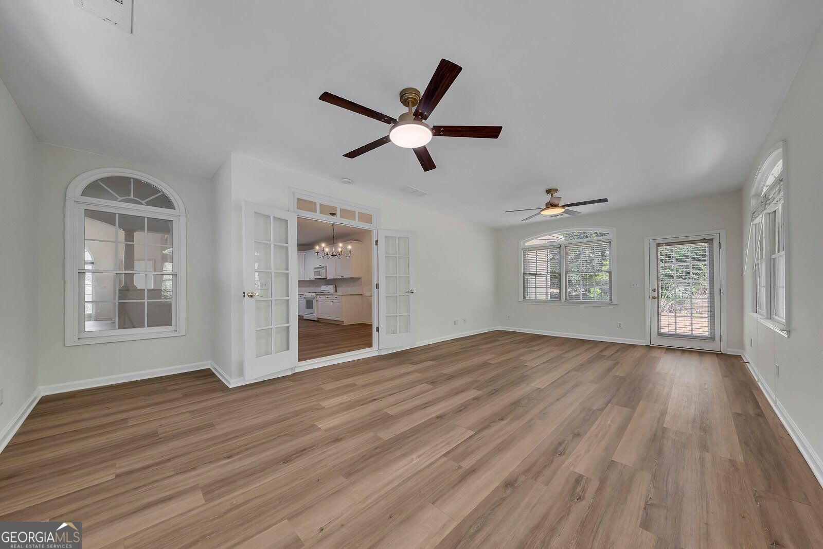 457 Crestview Drive Property Photo 18