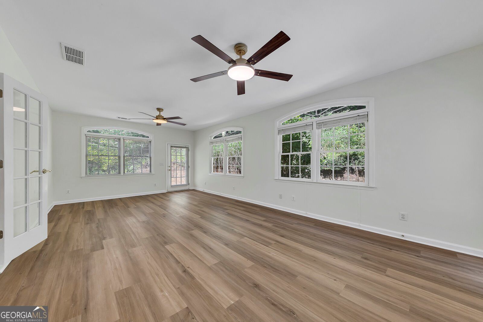 457 Crestview Drive Property Photo 19