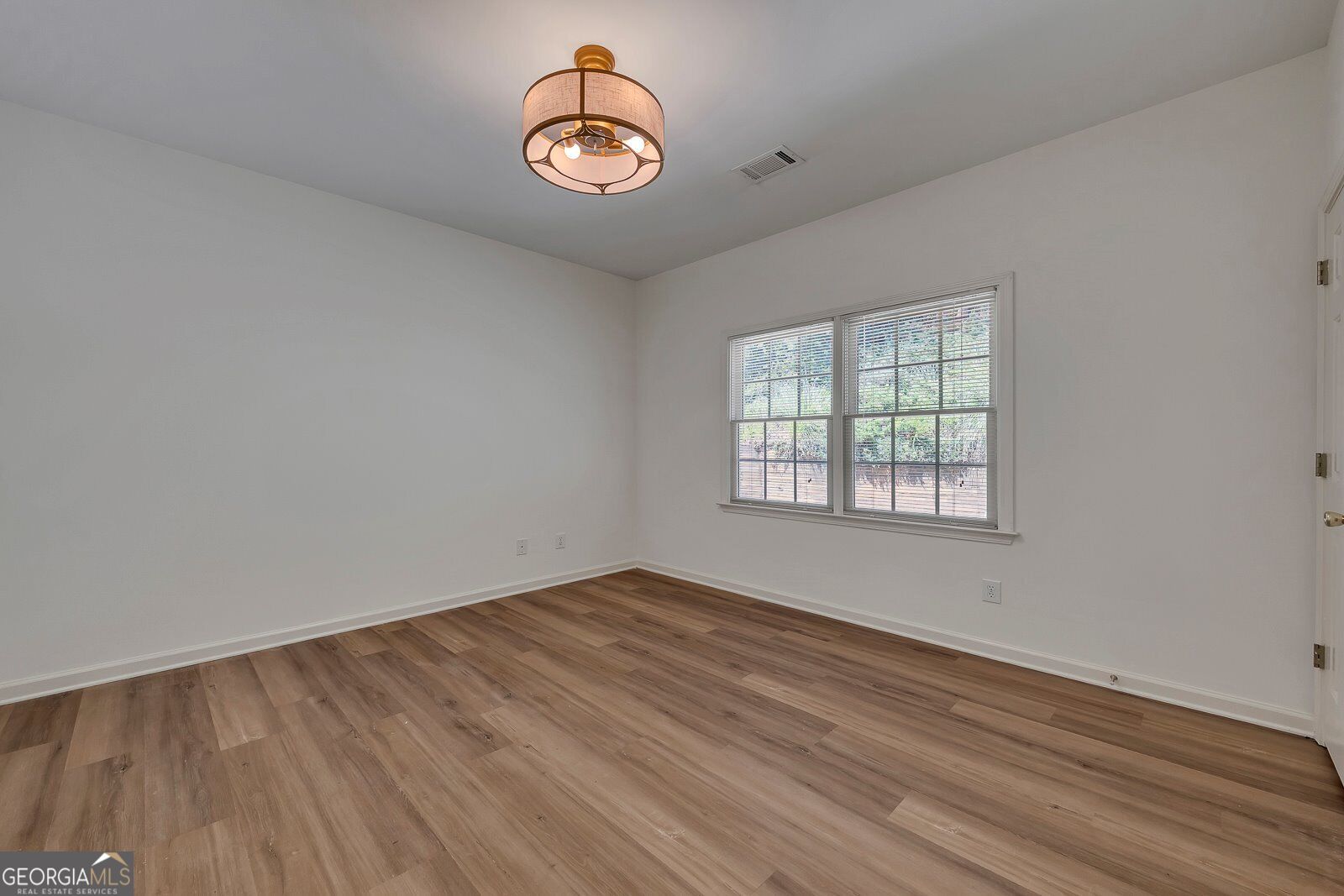 457 Crestview Drive Property Photo 22