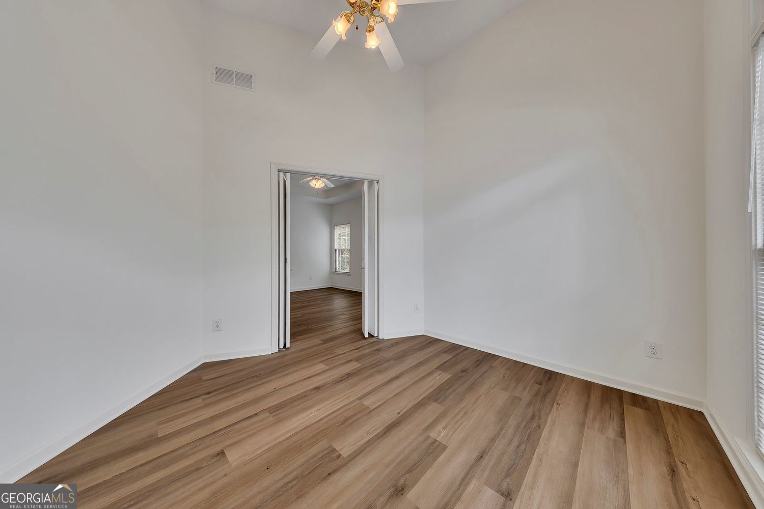 457 Crestview Drive Property Photo 26