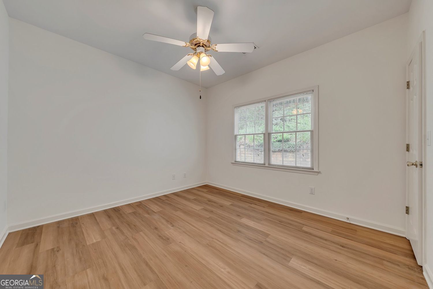 457 Crestview Drive Property Photo 32