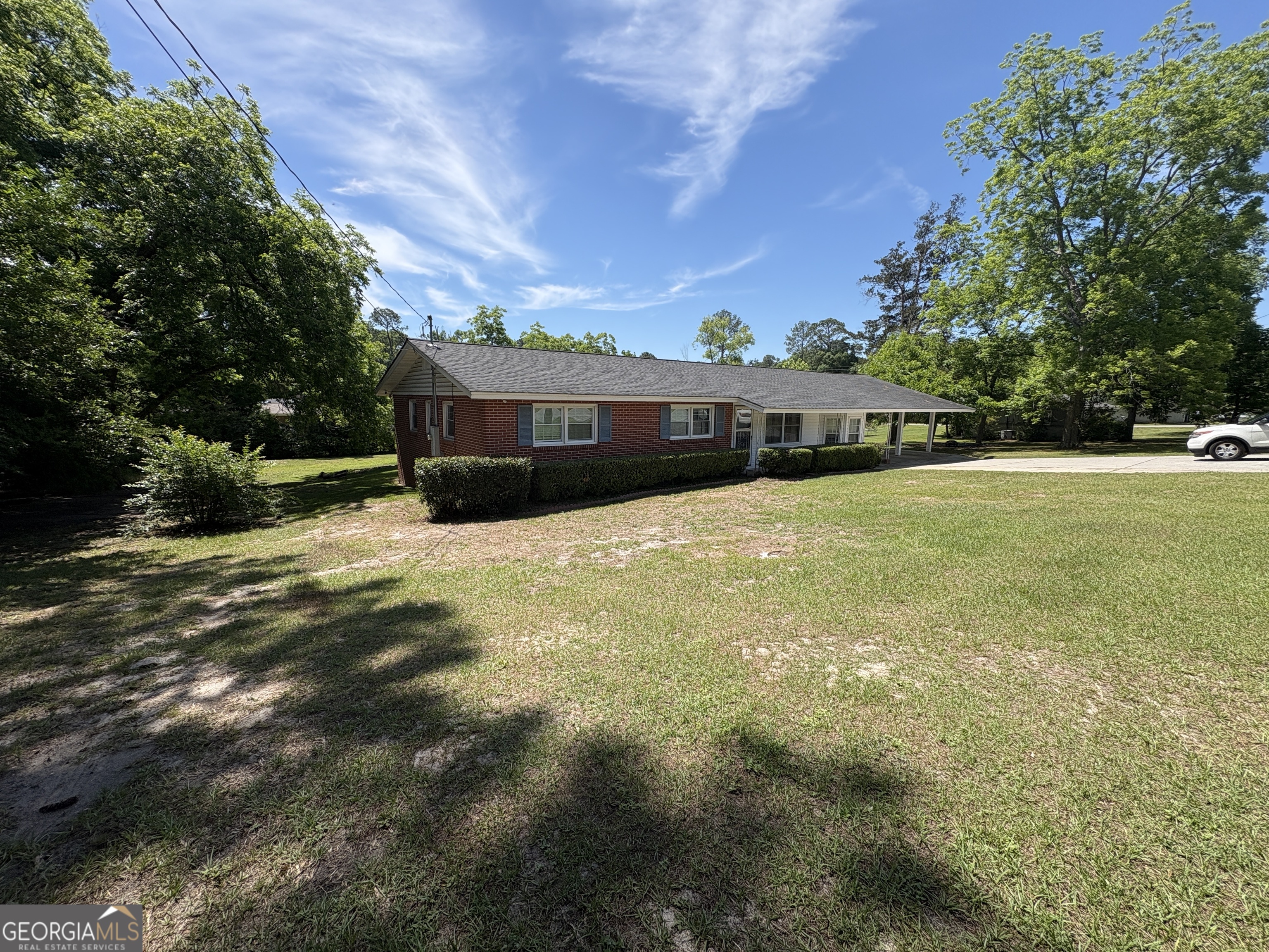 5620 Forest Avenue Property Photo 2