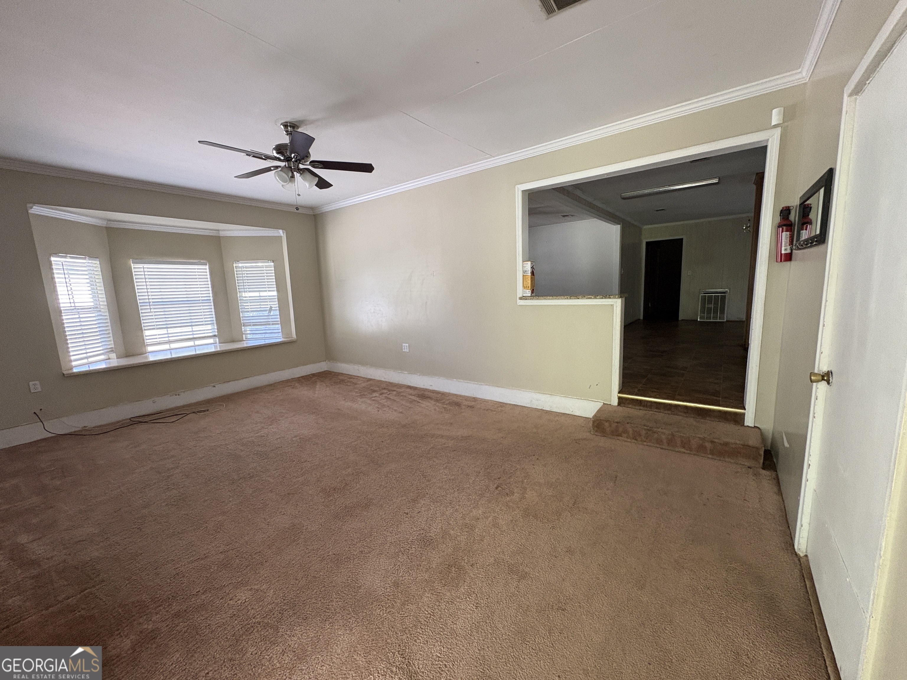 5620 Forest Avenue Property Photo 5