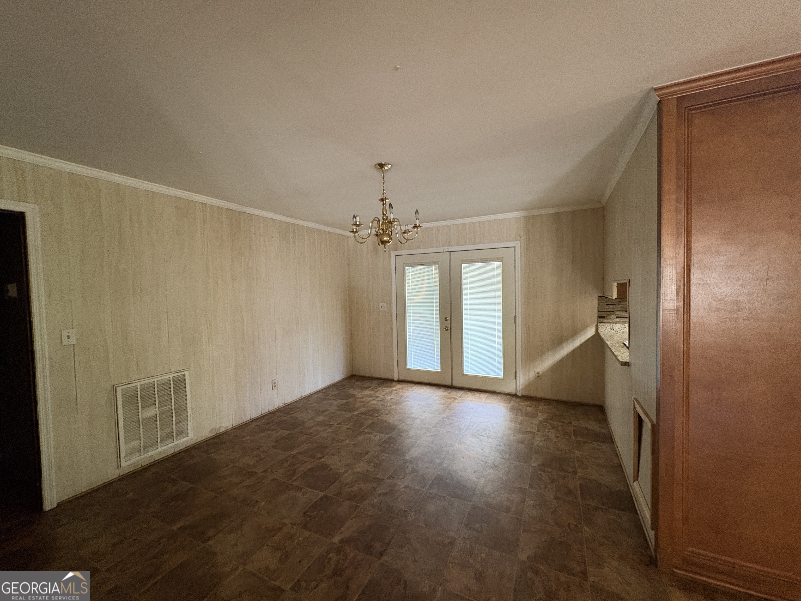 5620 Forest Avenue Property Photo 11