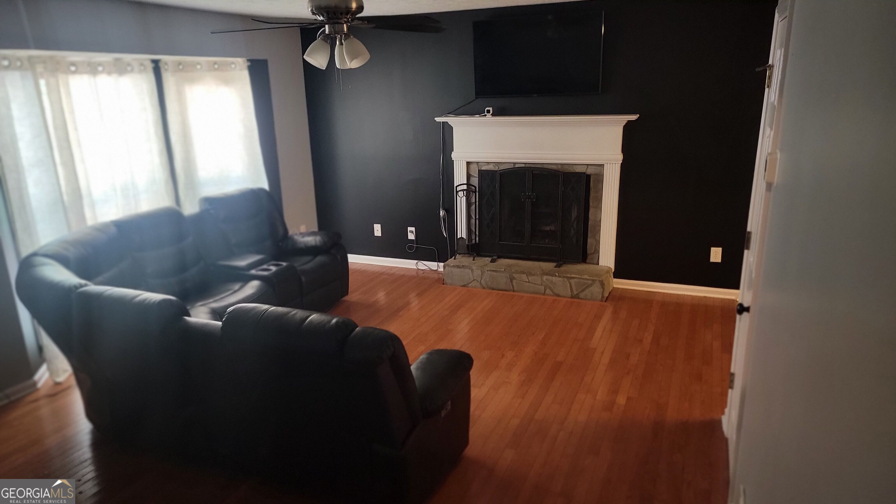 124 Taylors Lane Property Photo 4