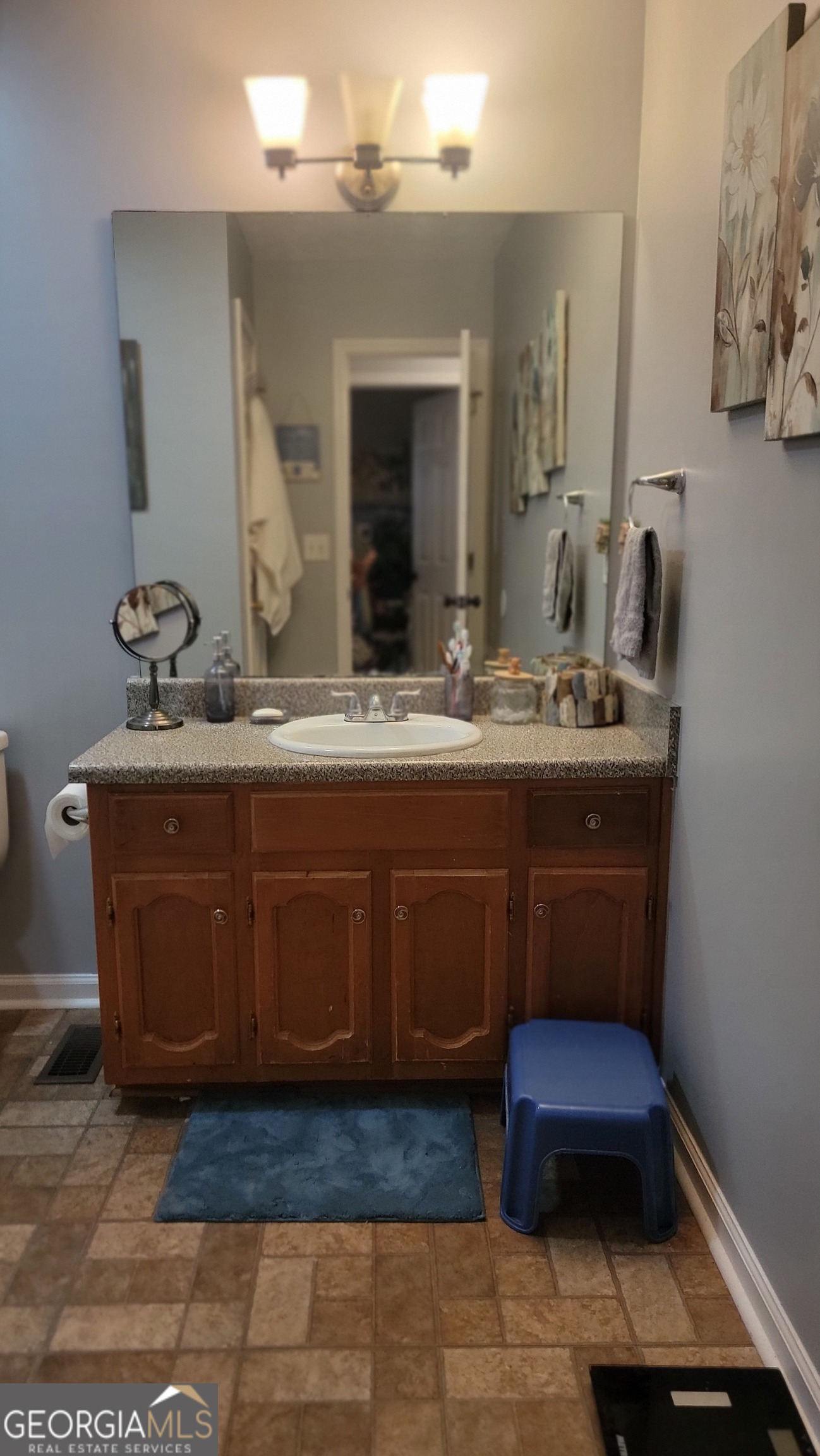 124 Taylors Lane Property Photo 19