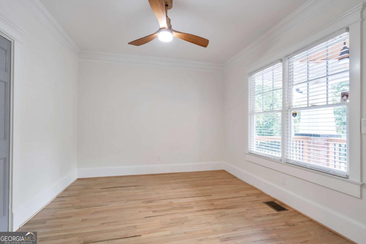 2170 Memorial Drive Se Property Photo 22