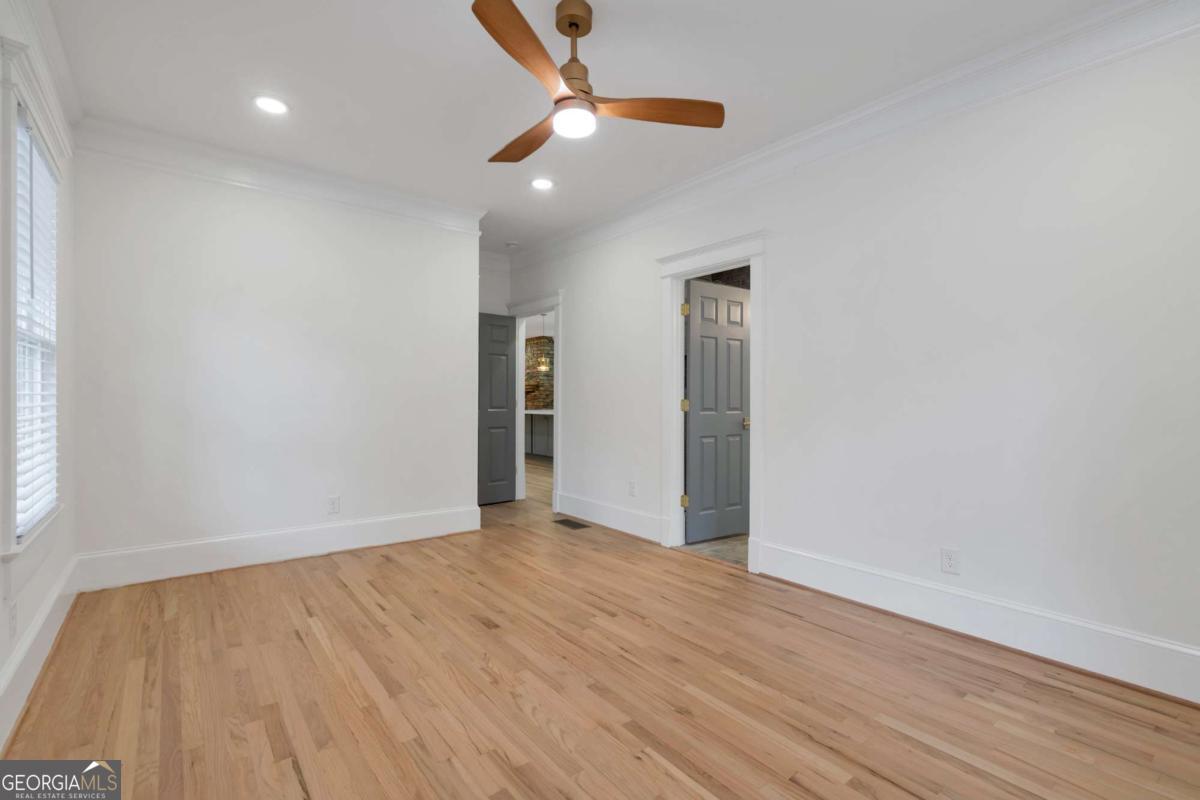 2170 Memorial Drive Se Property Photo 25