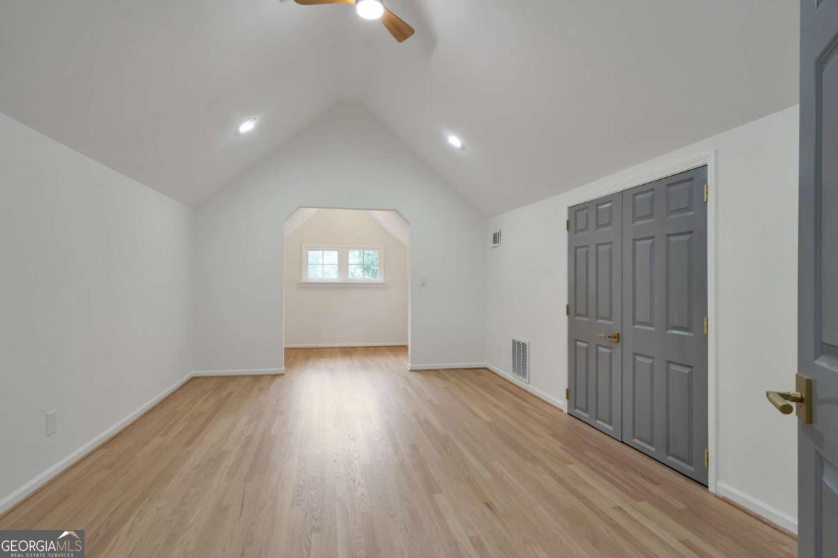 2170 Memorial Drive Se Property Photo 35