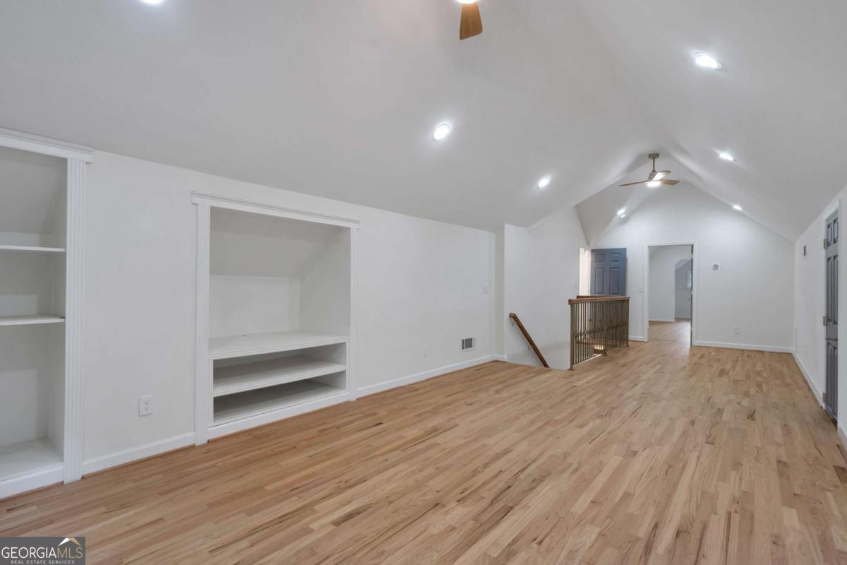 2170 Memorial Drive Se Property Photo 36