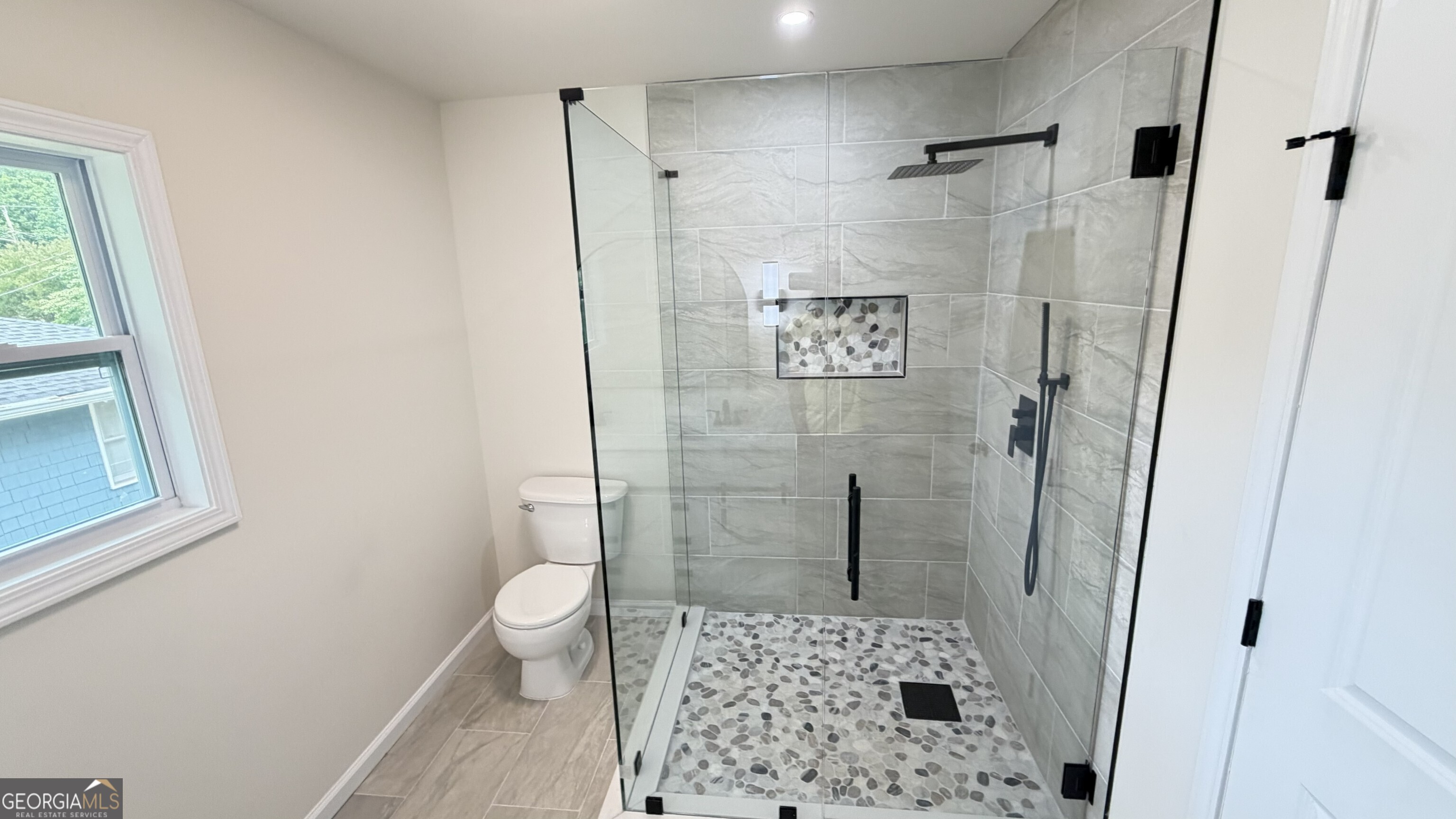 3491 Maplehurst Drive Property Photo 20