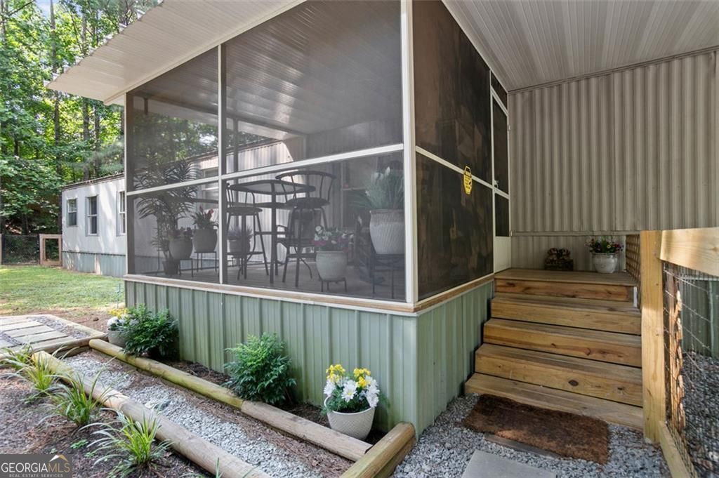 5002 Bee Tree Road Se Property Photo 3