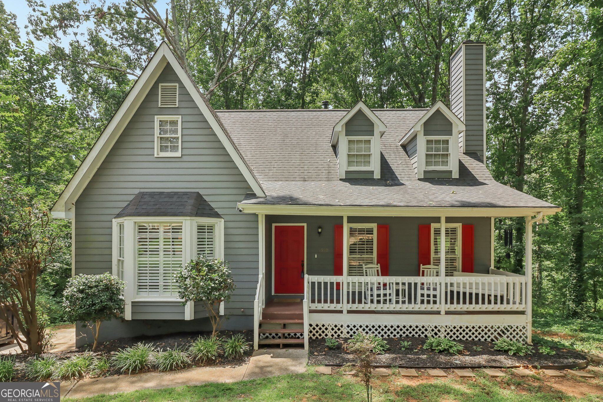 1910 Fernwood Drive Property Photo 1