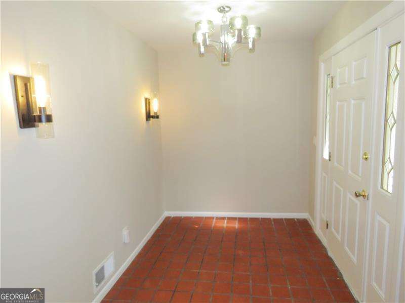 2079 Silversmith Lane Property Photo 5