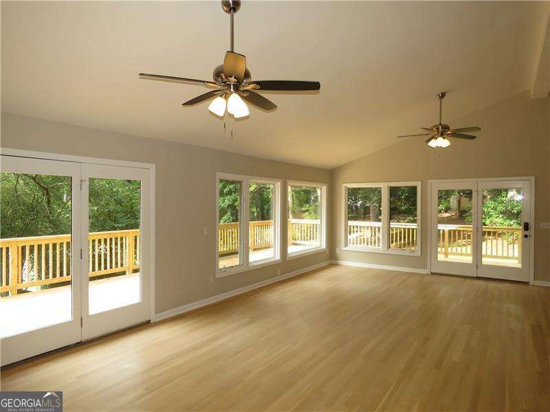 2079 Silversmith Lane Property Photo 11