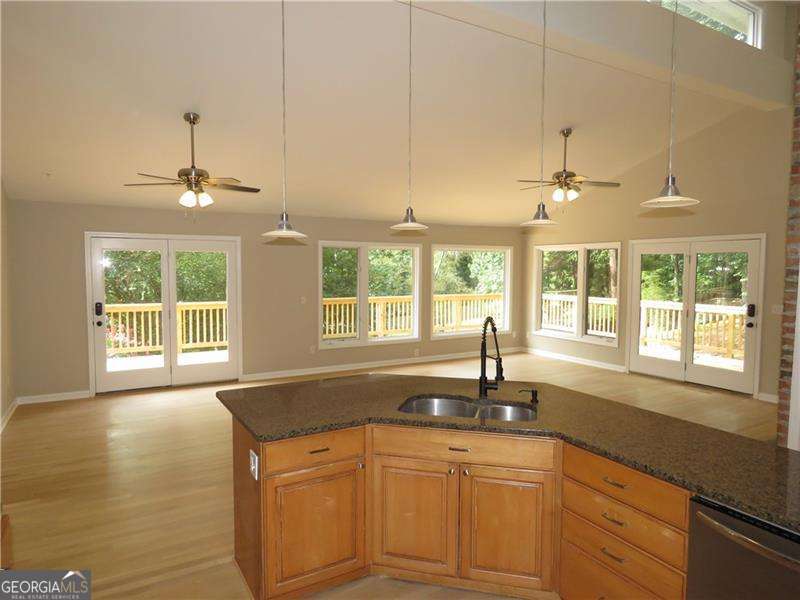 2079 Silversmith Lane Property Photo 12