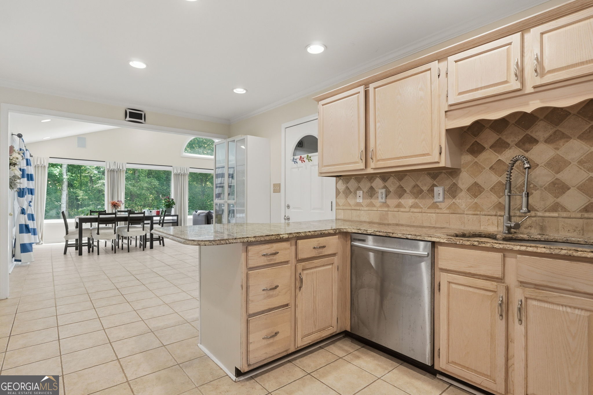 118 Kimmer Road Property Photo 15