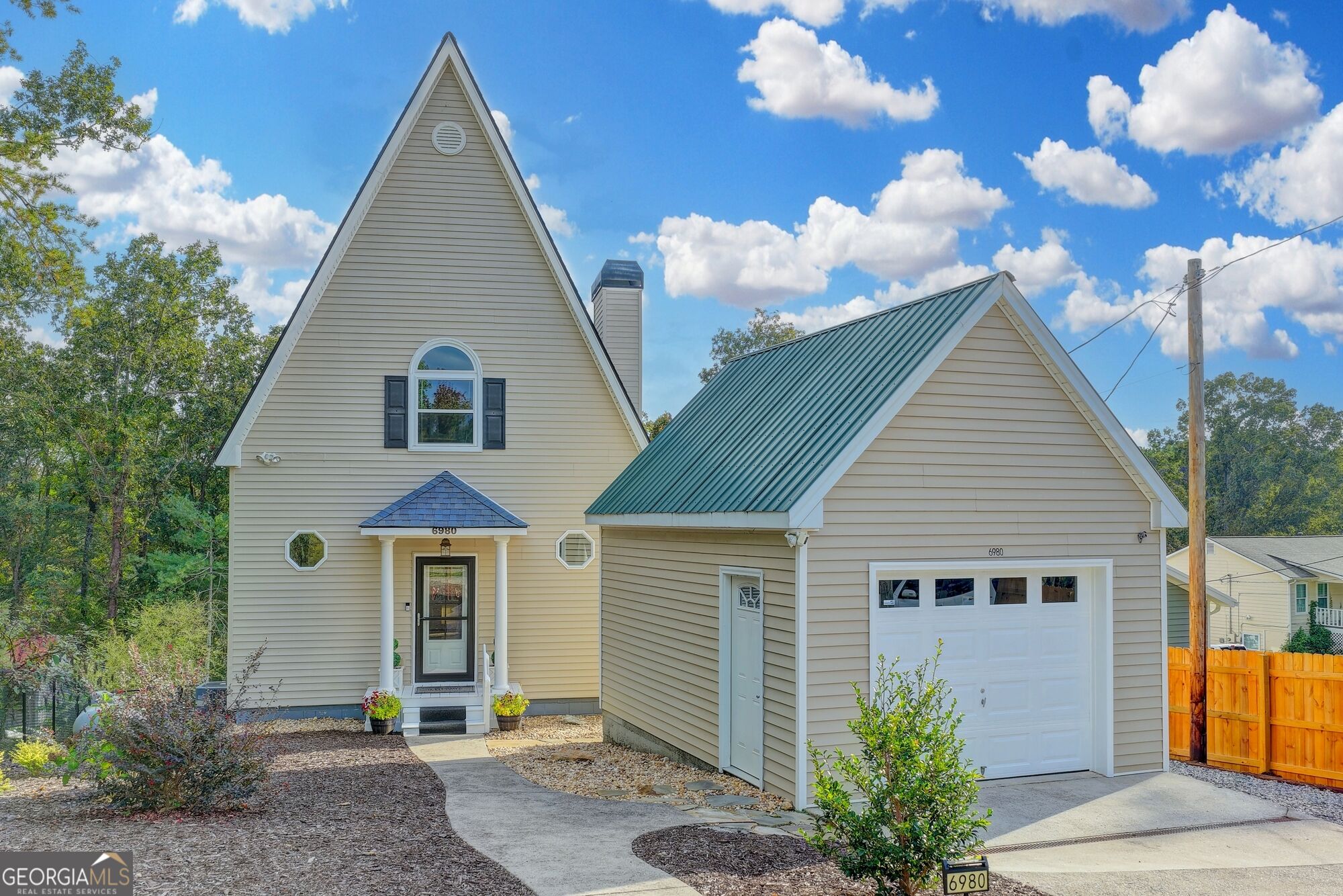 6980 Diana Circle Property Photo 3