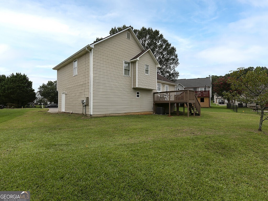16 Huntcliff Drive Property Photo 32