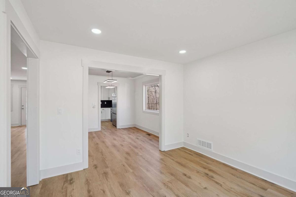 2957 Evonshire Lane Property Photo 11